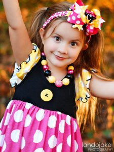 Embroidered Minnie Mouse Felt Bow